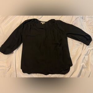 Pre loved black top by Pleione